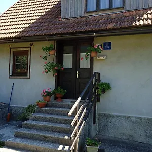 Kuca Za Odmor Lesnica Brod na Kupi