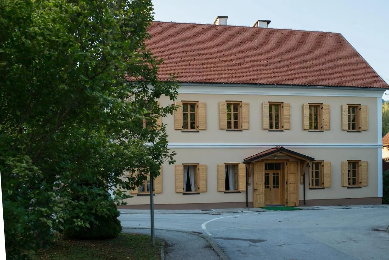 Vila Viktorija Brod na Kupi 3*,  Croatia